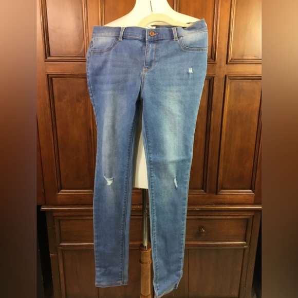 Old Navy Rockstar Jeggings Youth Size 16 Light Denim Distressed Lknw As Seen Mu - Picture 2 of 12